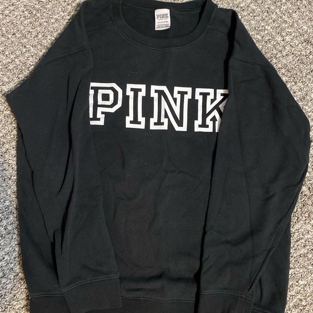 Black crewneck
